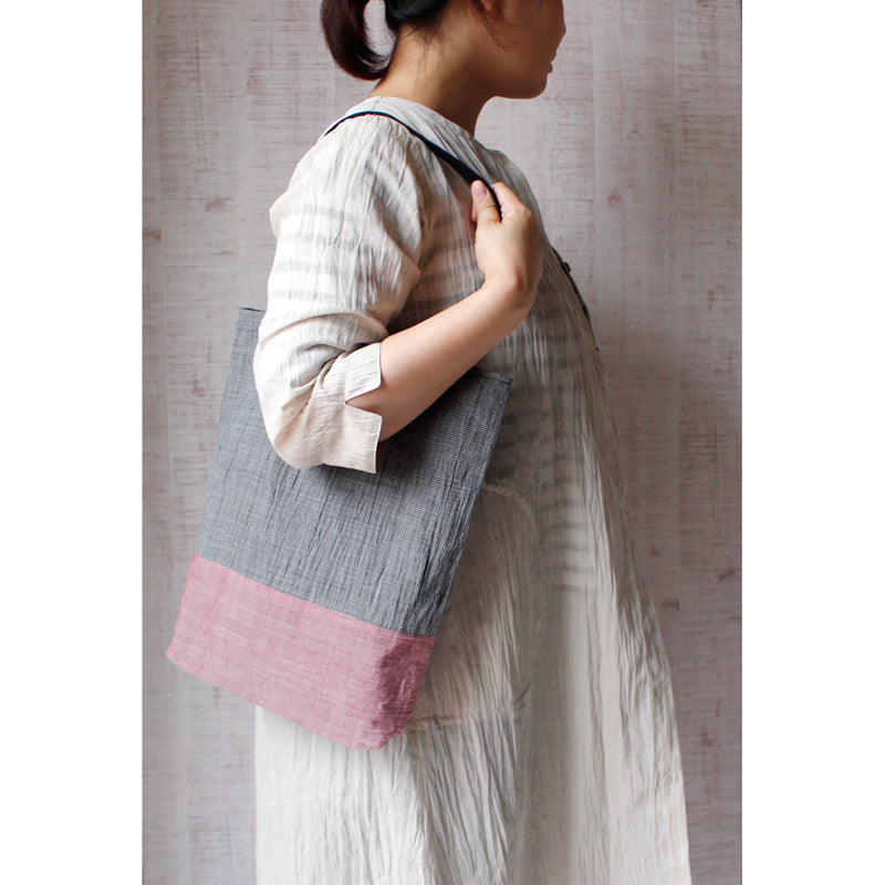 Chijimi Folding Bag / Houndstooth / Madder red / Eco Bag