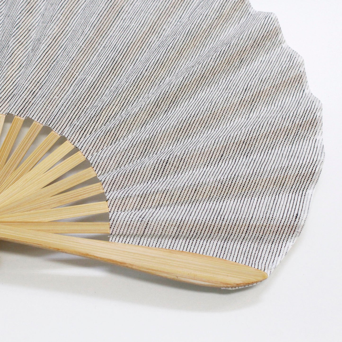Shell-Shaped Folding Fan / Kinari / Stripe