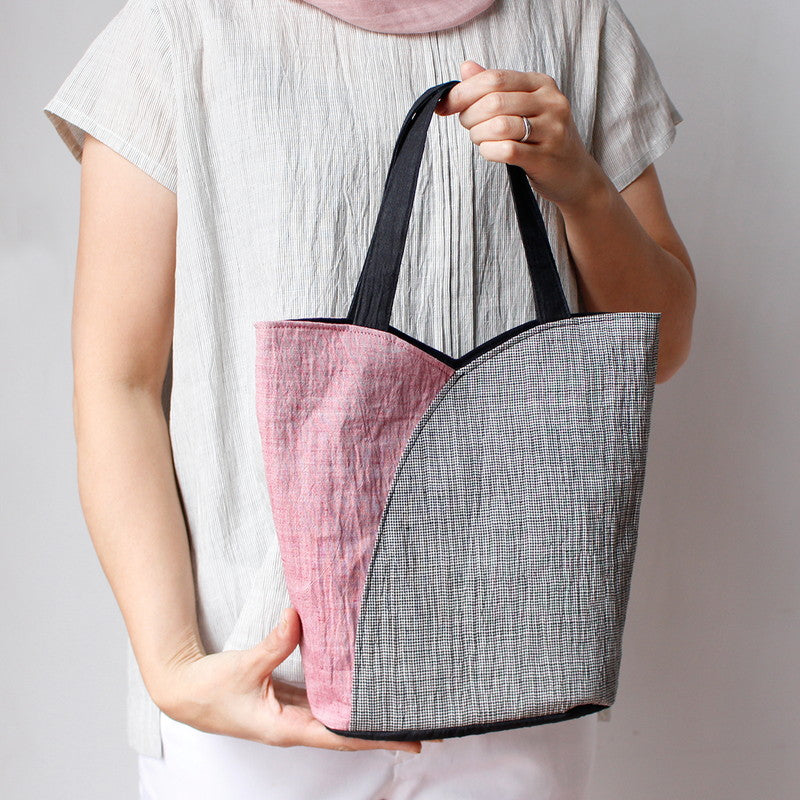 Chijimi Tulip-shaped Bag / Houndstooth / Madder red